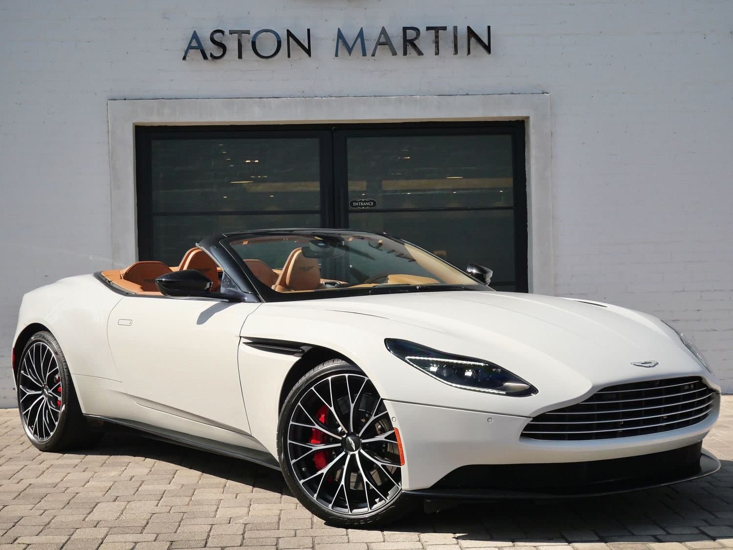 2024 Aston Martin DB12